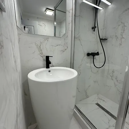 Elegant Escape Craiova