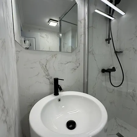 Apartment Elegant Escape Craiova