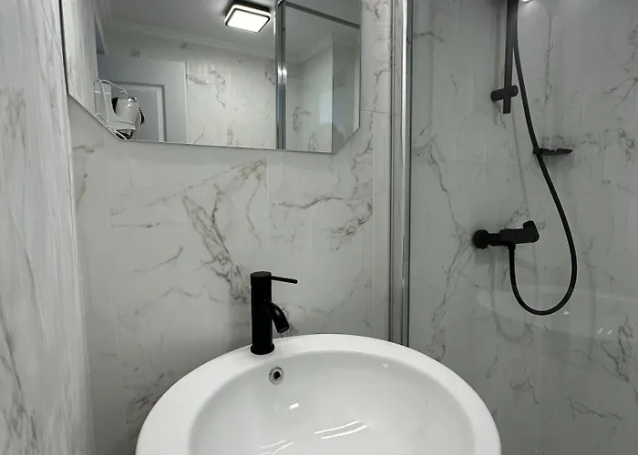 Апартаменты Elegant Escape Крайова